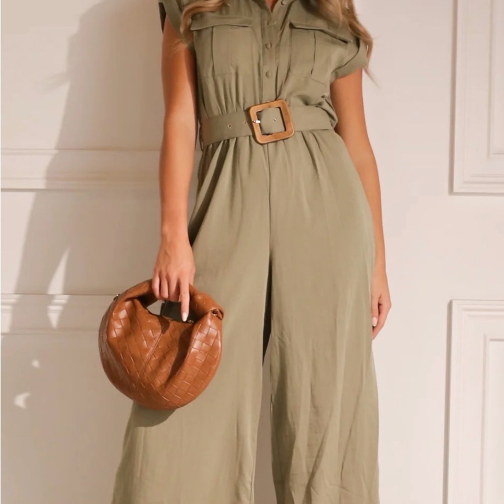 Chic Olive Jumpsuit with Belt